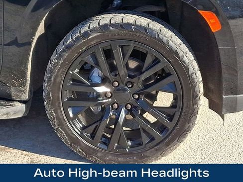 Used 2023 GMC Yukon SLT image 10