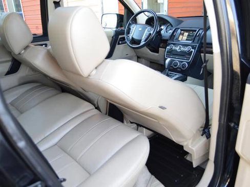 Used 2013 Land Rover LR2 HSE AWD/4WD image 51