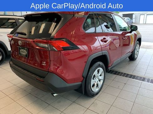 Used 2021 Toyota RAV4 LE AWD/4WD image 10