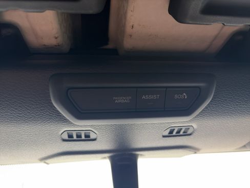 Used 2022 Jeep Gladiator Sport AWD/4WD image 25