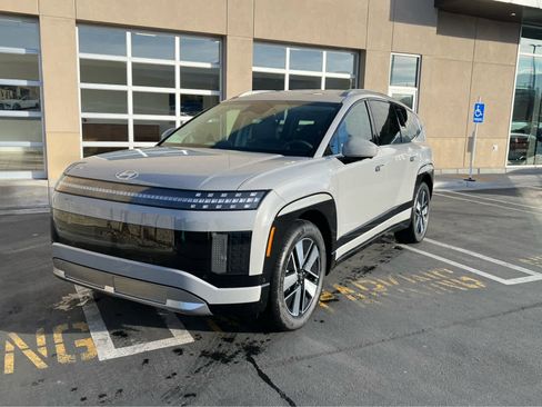 New 2026 Hyundai Ioniq 9 SEL image 2