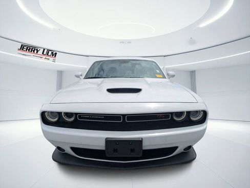 Used 2021 Dodge Challenger R/T RWD image 8