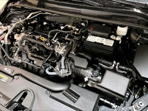 Used 2025 Toyota Corolla LE image 35