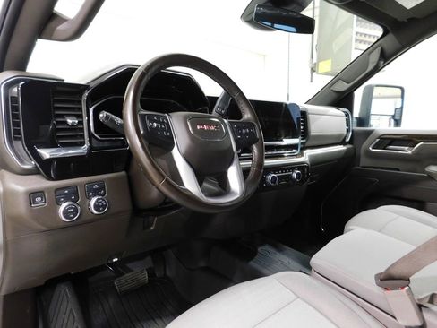 Used 2024 GMC Sierra 2500 SLE w/ SLE Convenience Package AWD/4WD image 26