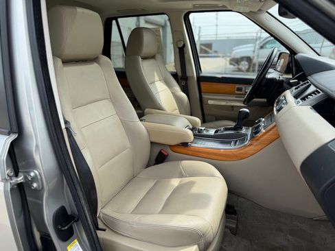 Used 2011 Land Rover Range Rover Sport HSE image 22