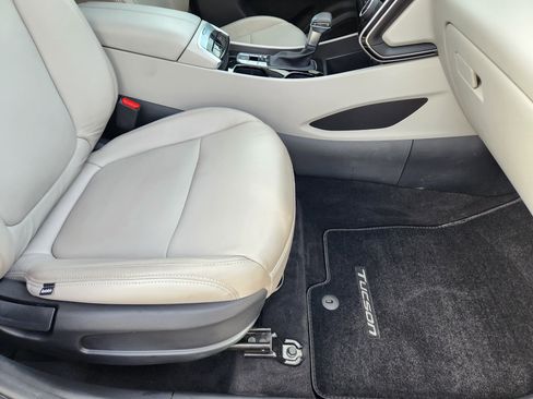 Certified 2022 Hyundai Tucson SEL w/ Cargo Package image 15