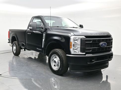Used 2026 Ford F250 XL AWD/4WD image 3
