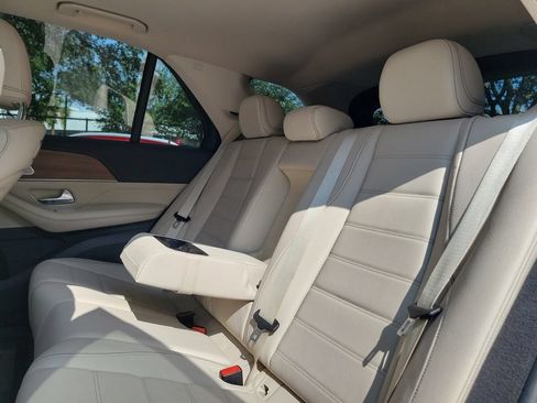 Used 2020 Mercedes-Benz GLE 450 4MATIC image 11