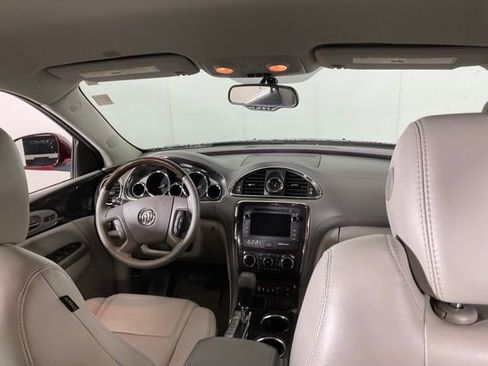 Used 2017 Buick Enclave Leather FWD image 15
