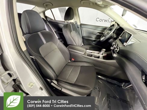 Used 2021 Nissan Sentra SV FWD image 17
