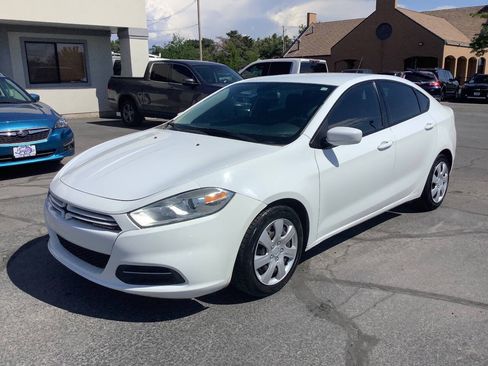Used 2015 Dodge Dart SE w/ Convenience Group FWD image 2
