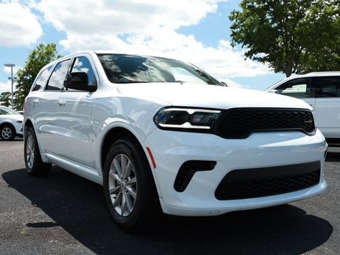 Used 2025 Dodge Durango GT RWD image 3