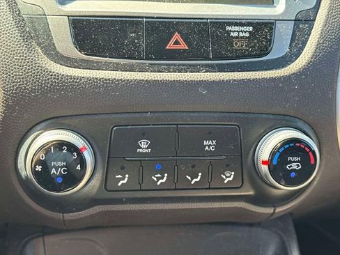 Used 2010 Hyundai Tucson GLS FWD image 33