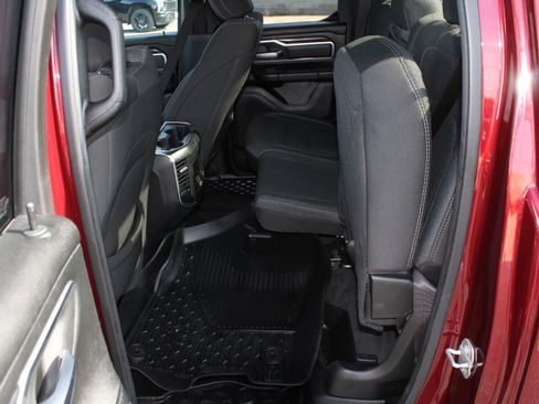 Used 2020 RAM 1500 Big Horn AWD/4WD image 17