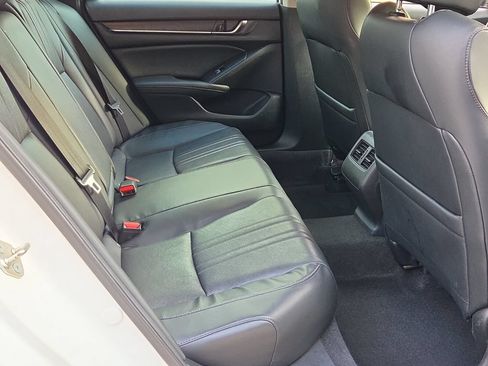 Used 2018 Honda Accord EX-L image 17