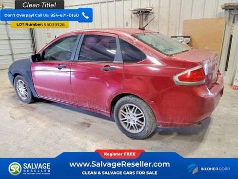Used 2010 Ford Focus SE FWD image 3