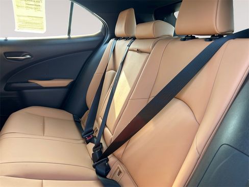 Used 2025 Lexus UX 300h 300h Premium image 13