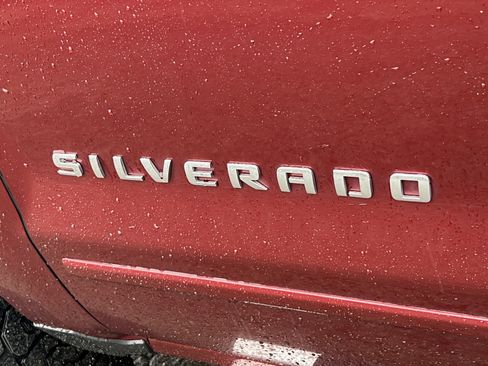 Used 2017 Chevrolet Silverado 1500 LT w/ All Star Edition image 9