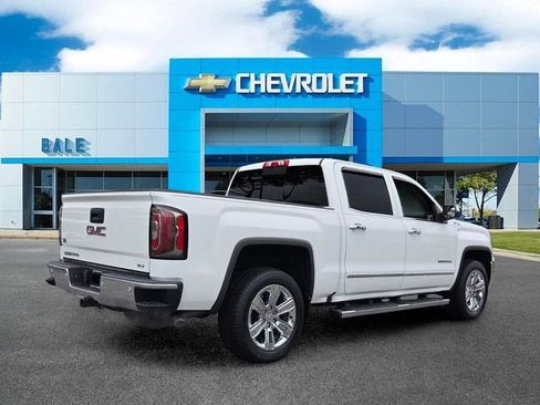 Used 2017 GMC Sierra 1500 SLT AWD/4WD image 3