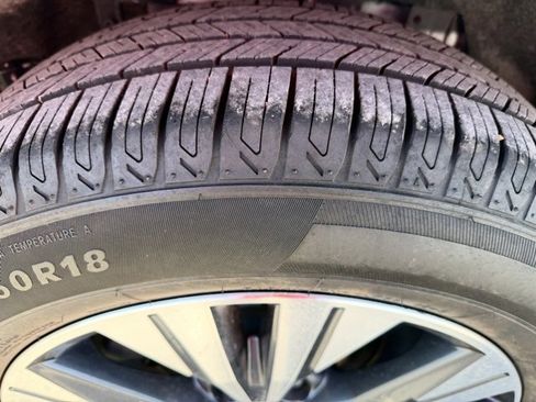 Certified 2021 Nissan Rogue SV image 32