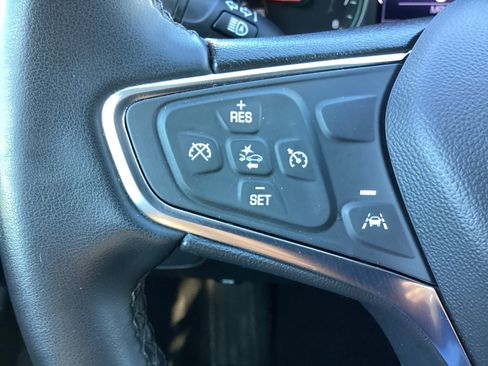 Used 2024 Chevrolet Equinox LT image 19