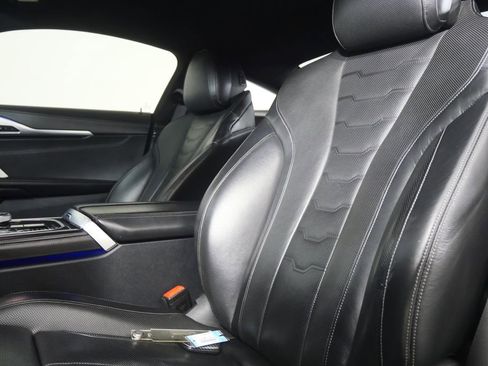 Used 2021 BMW M850i xDrive Coupe w/ M Carbon Exterior Package image 15