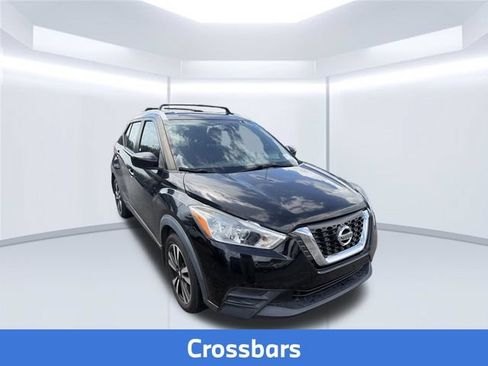 Used 2018 Nissan Kicks SV w/ Exterior Package FWD image 3