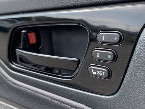 Certified 2024 Honda Odyssey Touring image 13