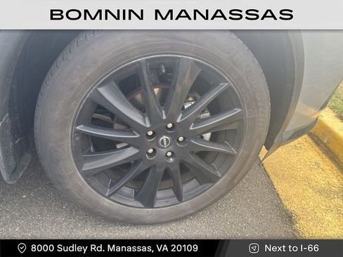 Used 2023 Nissan Murano SV w/ SV Midnight Edition Package image 9