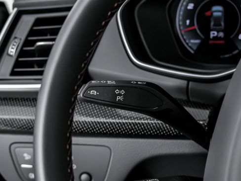 Used 2024 Audi SQ5 Premium Plus image 29