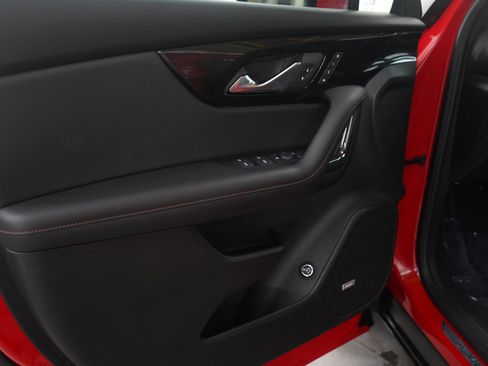 Used 2022 Chevrolet Blazer RS w/ Enhanced Convenience Package image 23