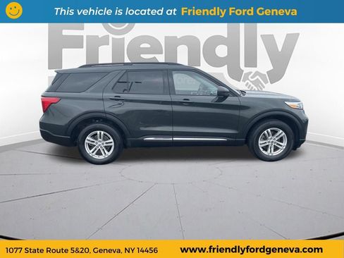 Used 2023 Ford Explorer XLT w/ Equipment Group 202A AWD/4WD image 4