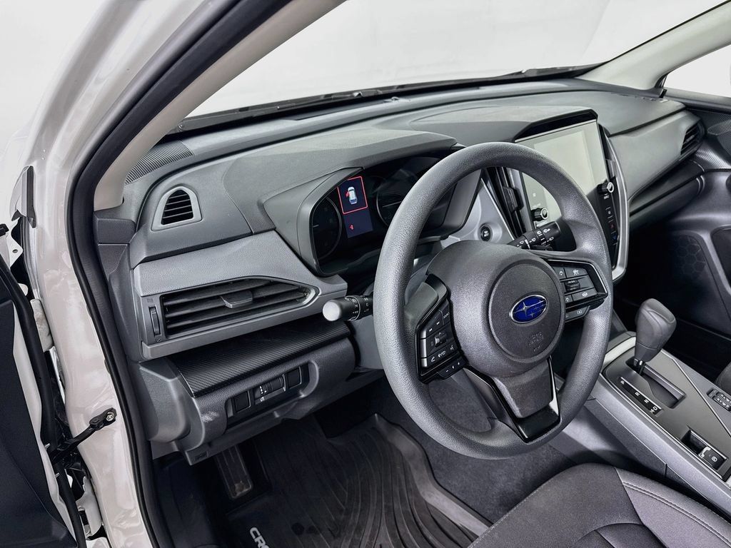 Used 2025 Subaru Crosstrek 2.5i Premium AWD/4WD image 4