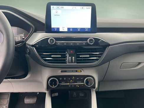 Used 2024 Ford Escape Active w/ Cold Weather Package FWD image 14