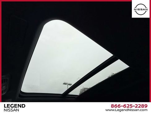 Used 2025 Chevrolet Suburban Premier AWD/4WD image 37