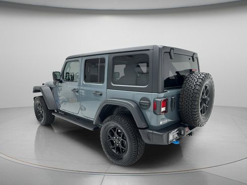 Used 2024 Jeep Wrangler Unlimited AWD/4WD image 8