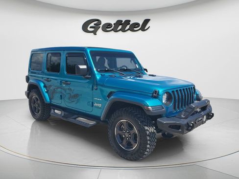 Used 2019 Jeep Wrangler Unlimited Sahara AWD/4WD image 3