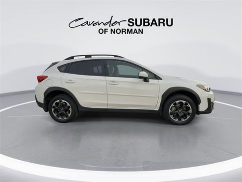Certified 2021 Subaru Crosstrek 2.0i Premium w/ Popular Package #2 image 9