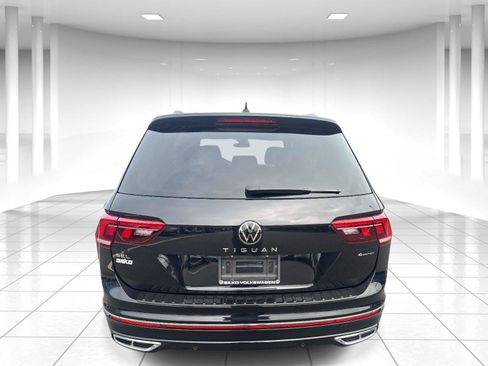 Certified 2024 Volkswagen Tiguan SEL R-Line AWD/4WD image 4