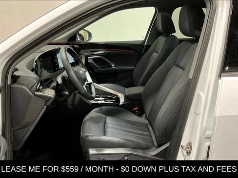 Certified 2025 Audi Q5 Premium w/ Convenience Package AWD/4WD image 26