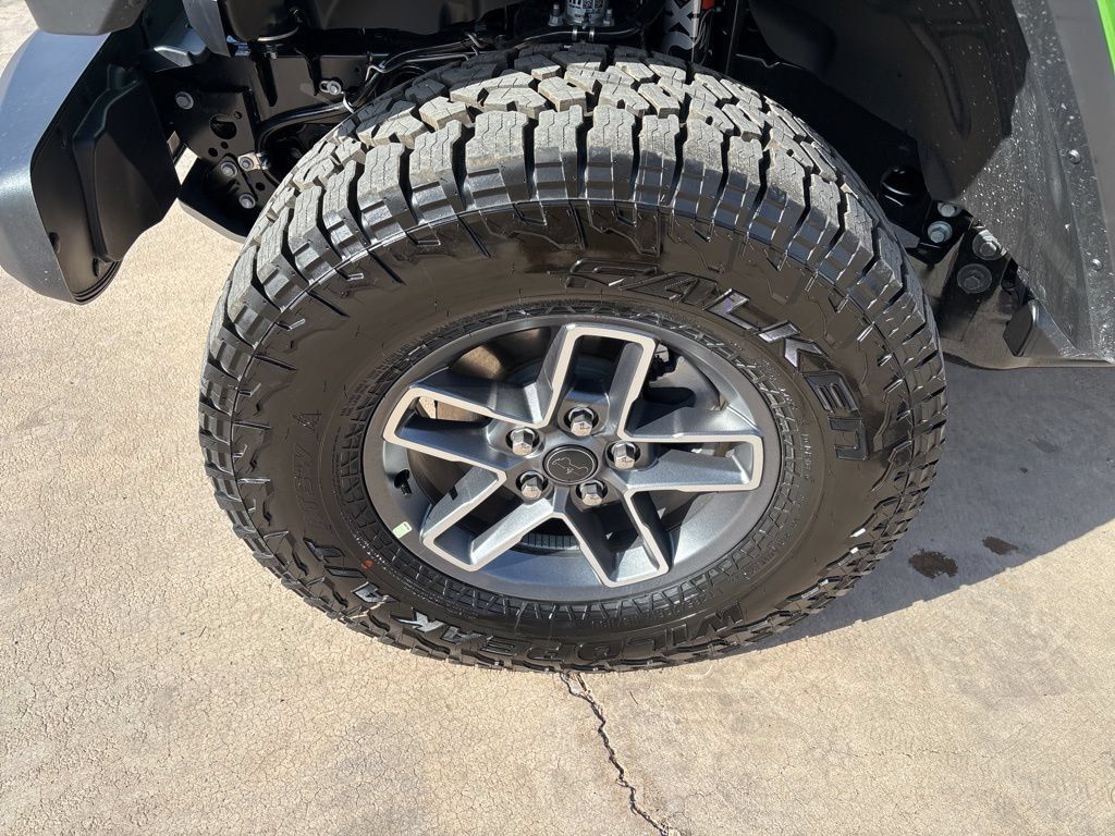 New 2026 Jeep Gladiator Mojave AWD/4WD image 9