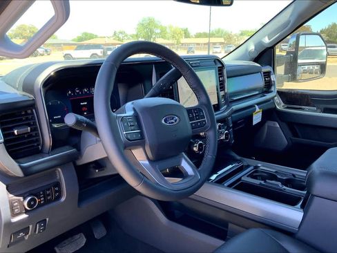 New 2026 Ford F250 Lariat w/ Chrome Package AWD/4WD image 8