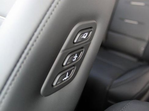 Used 2026 Hyundai Palisade Calligraphy image 8