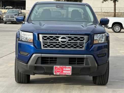 Used 2022 Nissan Frontier SV image 11