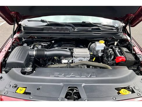 Used 2023 RAM 1500 Laramie AWD/4WD image 10