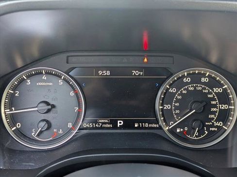 Used 2024 Mitsubishi Outlander SE image 11