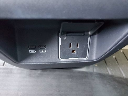 Used 2025 Honda Prologue Elite image 12