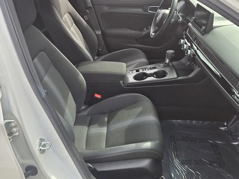 Certified 2025 Honda Civic Sport image 17