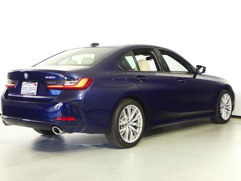 Used 2023 BMW 330i 330i w/ Convenience Package image 7