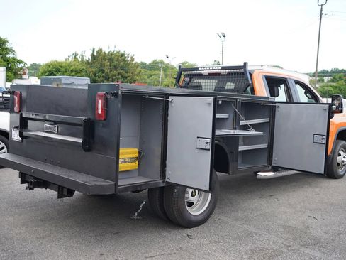 Used 2020 Chevrolet Silverado 3500 W/T w/ WT Convenience Package AWD/4WD image 9